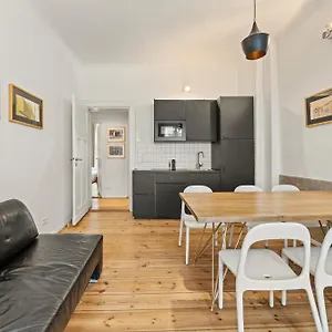 Apartamento Mooeve Friedrichs Mid 